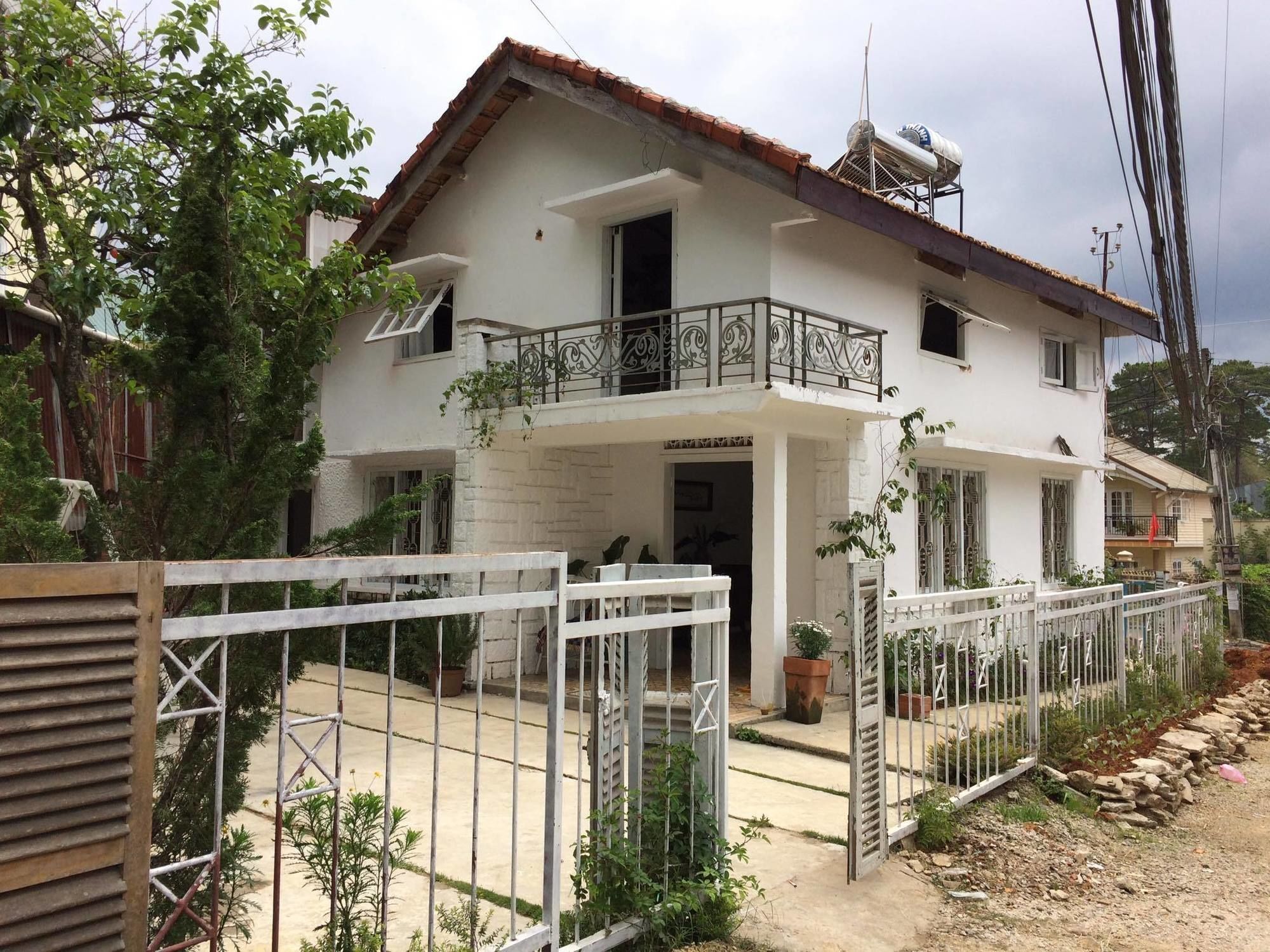 Hotel Di House Da Lat Zewnętrze zdjęcie